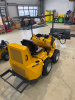 Мини-погрузчик с бортовым поворотом HY480Z